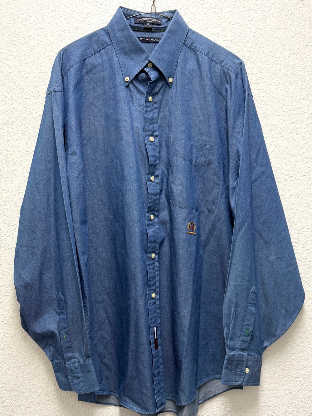 Vintage Tommy Hilfiger Men’s 16 34-35 Blue Dress Shirt Embroidered Crest Logo